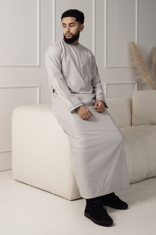 Rajul Qamari Emirati Ecru Mens Thobe Jubbah Kids