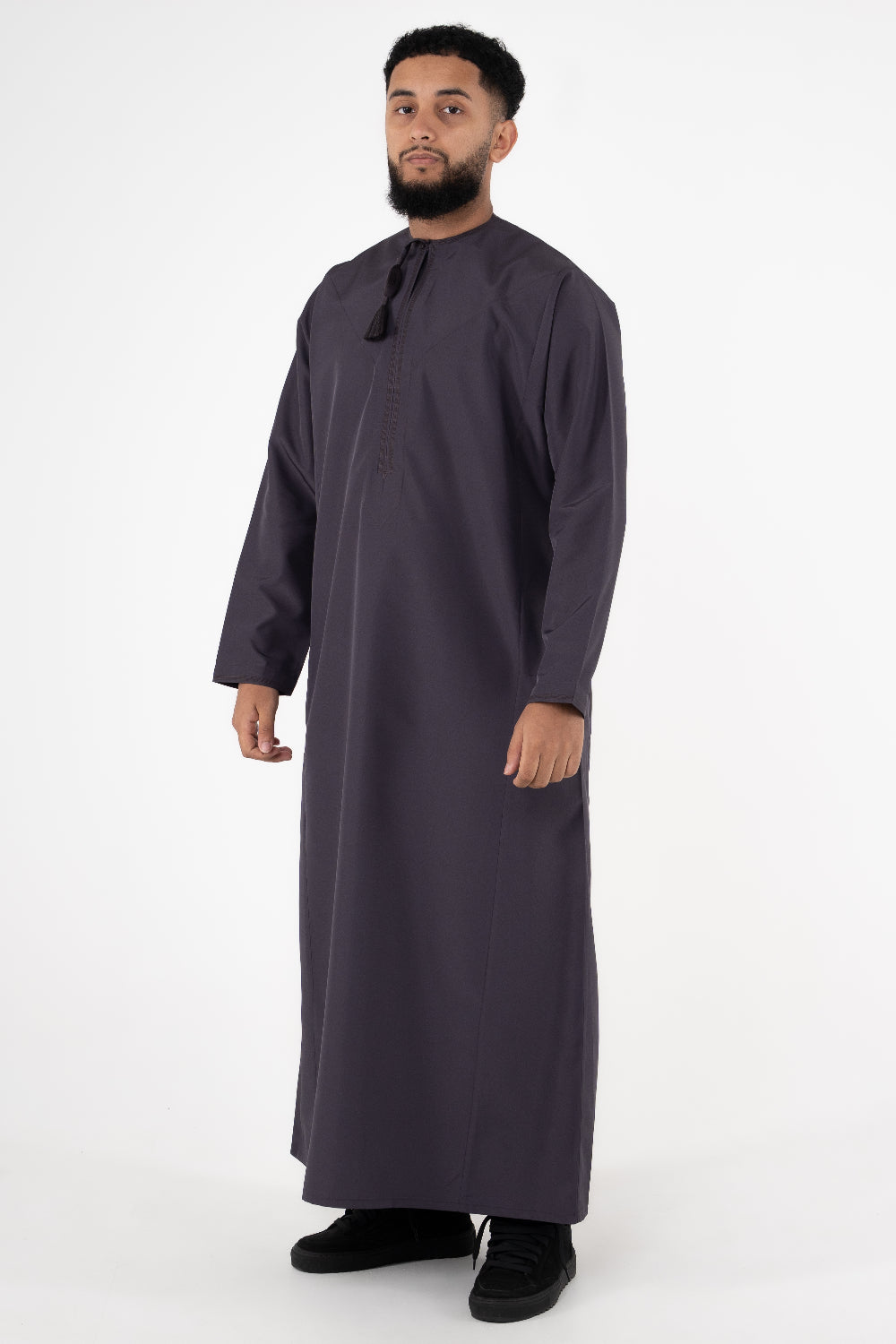 Rajul Dhīrwah Omani Aubergine Mens Thobe Jubbah