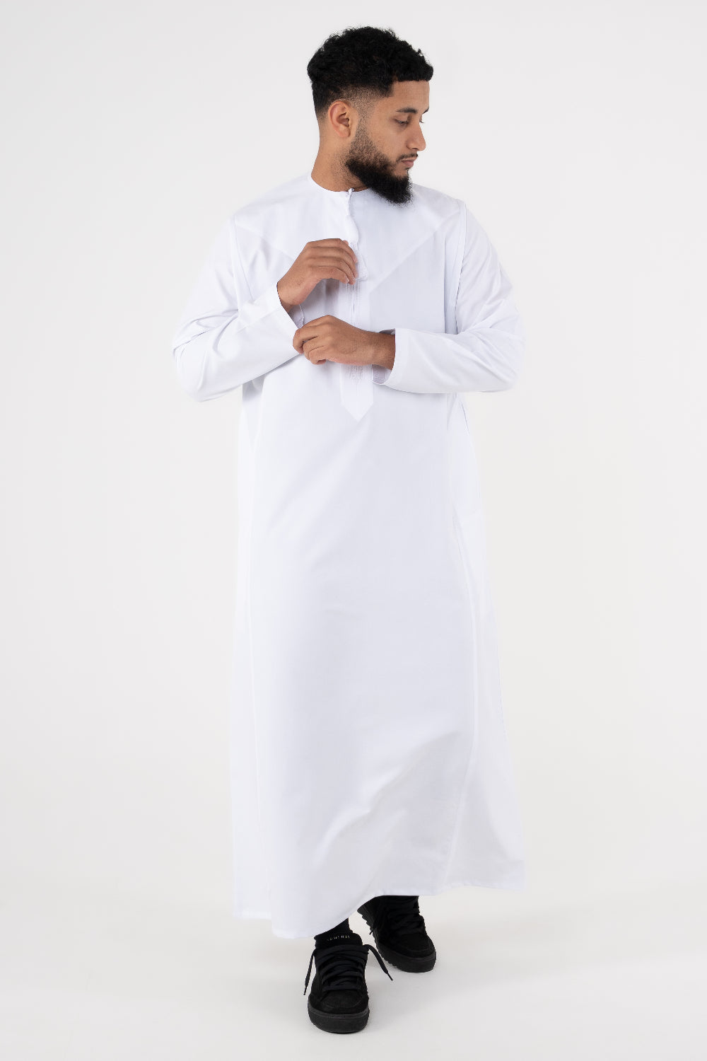 Rajul Dhīrwah Omani White Mens Thobe Jubbah